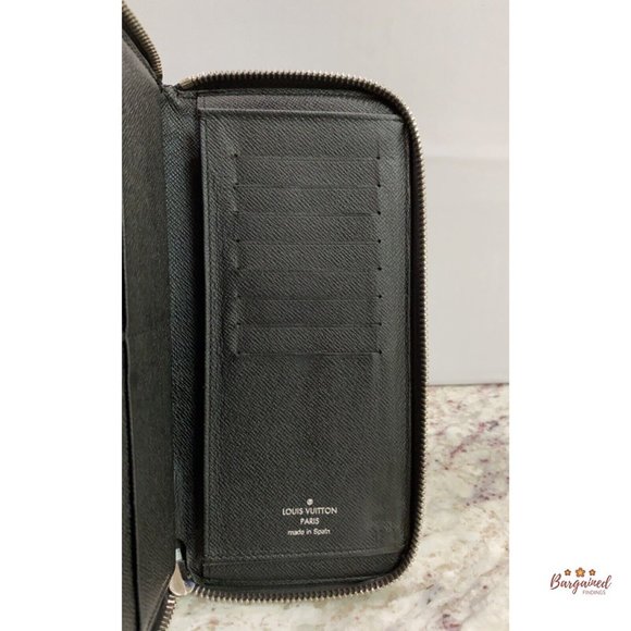 Authentic Louis Vuitton Damier Graphite Canvas Zip-Around Vertical Wallet CA4115 - Picture 8 of 12